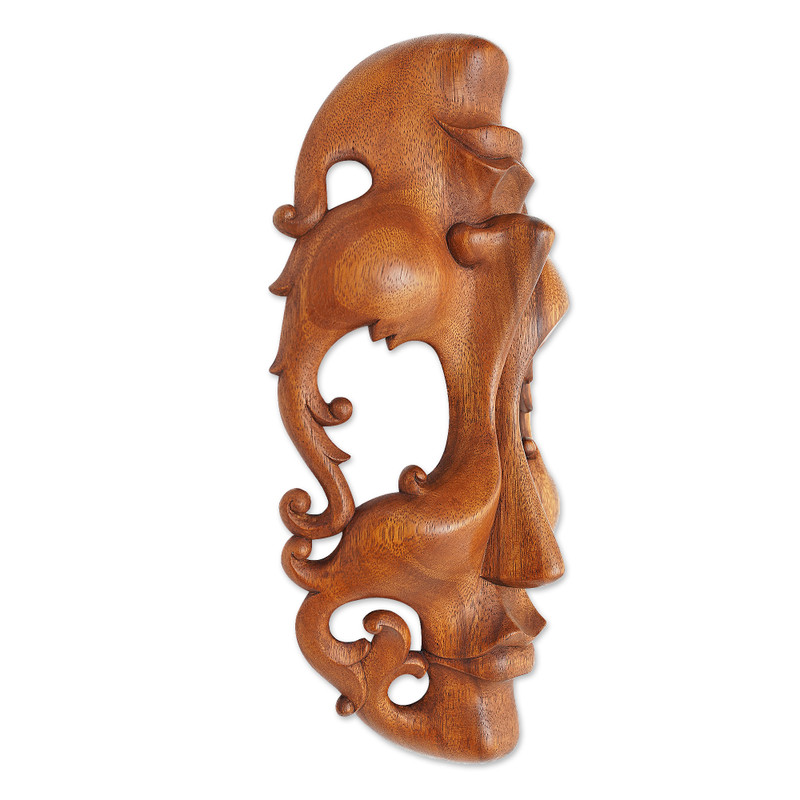 NOVICA Moderne Suar Holz Maske – „Joy And Sorrow“ In Beige, Handgeschnitzt, 15,75 Zoll, Fair Trade