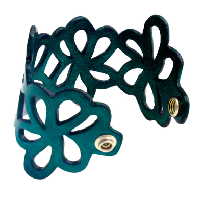 Manschettenarmband aus Leder - Blumenarmband aus Leder