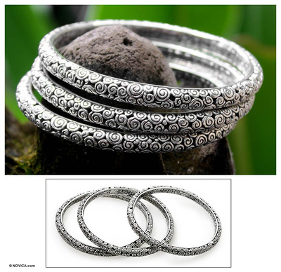 Sterling silver bangle bracelets, 'Temple' (set of 3) - Women's Sterling Silver Bangle Bracelets (Set of 3)