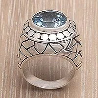 Anillo de cóctel con topacio azul, 'Blue Ocean' - Anillo de cóctel con topacio azul