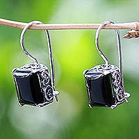 Featured review for Onyx drop earrings, Imagine