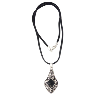 Onyx-Blumen-Halskette - Florale Halskette aus Sterlingsilber und Onyx