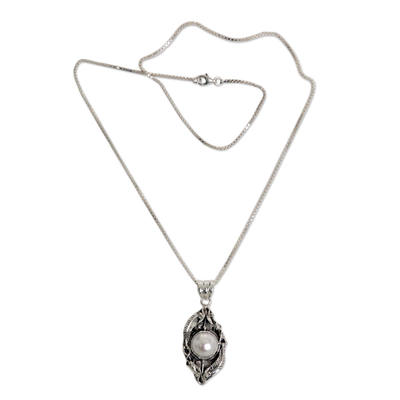 Halskette mit Zuchtperlen und Blumen - Halskette mit Anhänger aus Sterlingsilber und Zuchtperlen