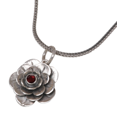 Granatblüten-Halskette - Halskette mit floralem Anhänger aus Sterlingsilber und Granat