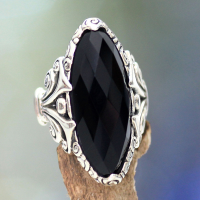Onyx cocktail ring, 'Eye of the Soul' - Unique Sterling Silver and Onyx Cocktail Ring