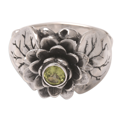 Peridot flower ring, 'Lotus Purity' - Handcrafted Peridot and Sterling Silver Ring