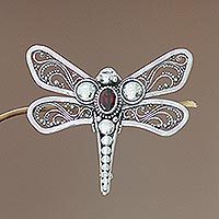 Broche de granate, 'Scarlet Dragonfly' - Granate indonesio y broche de plata