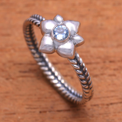 Birthstone flowers aquamarine ring, 'March Daffodil' - Floral Sterling Silver and Aquamarine Ring