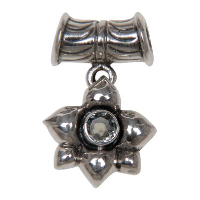 Aquamarine pendant, 'March Daffodil' - Aquamarine Flower Pendant from Indonesia