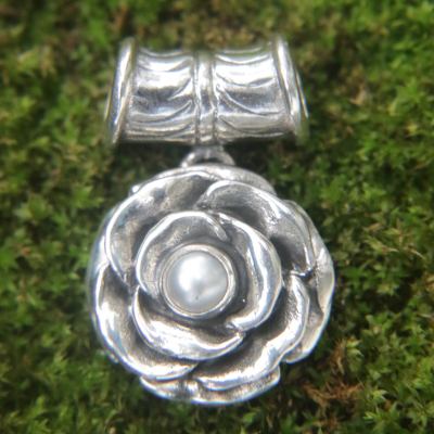 Cultured pearl pendant, 'Glamorous June Rose' - Hand Made Floral Sterling Silver and Pearl Pendant
