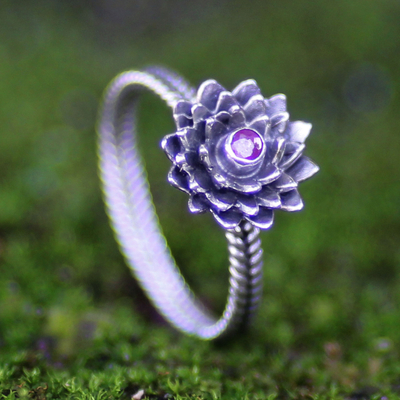 anillo de rubí de flores de piedra de nacimiento - Anillo de rubí y plata de ley floral hecho a mano