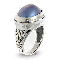 Pearl cocktail ring, 'Sea Goddess' - Artisan Crafted Sterling Silver and Pearl Cocktail Ring