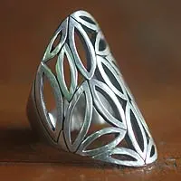 Sterling silver cocktail ring, 'Bamboo Breeze' - Sterling Silver Ring with Bamboo Leaves Design