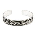 Sterling silver cuff bracelet, 'Fern Ribbon' - Artisan Crafted Sterling Silver Cuff Bracelet