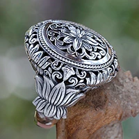 Anillo de flores de plata de ley, 'Precious Lotus' - Anillo de cóctel de plata de ley floral hecho a mano