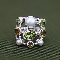 Perlen- und Peridot-Clusterring, „Baum der Lichter“ – Perlen- und Peridot-Clusterring