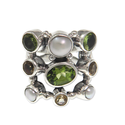 Pearl and Peridot Cluster Ring