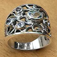 Anillo de banda de topacio azul, 'Árbol del destino' - Anillo único de topacio azul y plata