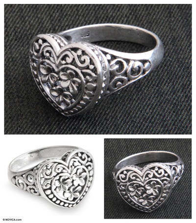 Sterling silver flower ring, 'Loyal Heart' - Sterling Silver Floral Ring