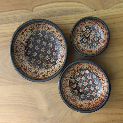 Wood batik centerpieces, 'Jasmine Bud' (set of 3) - Handmade Indonesian Batik Decorative Bowls (Set of 3)