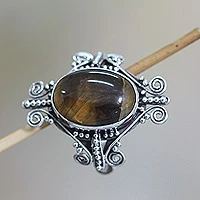 Anillo de cóctel ojo de tigre, 'Dreams of Bali' - Anillo de cóctel ojo de tigre y plata de ley