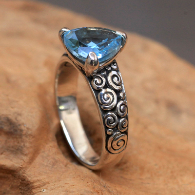 Blue topaz cocktail ring, 'Ocean Divine' - Indonesian Silver and Blue Topaz Ring