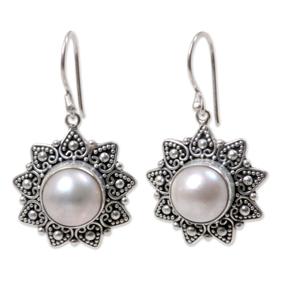 Cultured pearl flower earrings