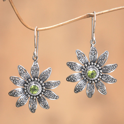 Peridot flower earrings, 'Bandung Daisies' - Peridot flower earrings