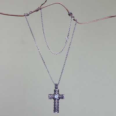 Halskette mit Blautopas-Anhänger, „Jasminkreuz“ – Einzigartige religiöse Halskette aus Blautopas und Sterlingsilber