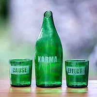 Jarra y vasos de vidrio reciclado, 'Efecto Karma' (juego de 2) - Jarra y vasos de vidrio reciclado