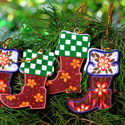 Wood ornaments, Christmas Stockings (set of 4)