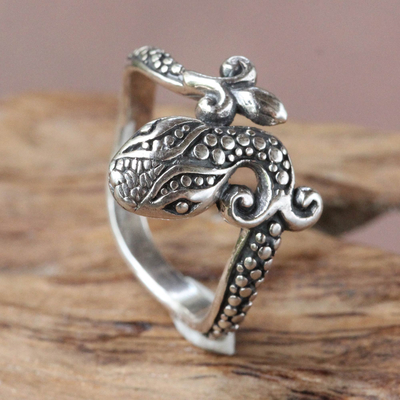 Sterling silver cocktail ring, 'Baby Cobra' - Fair Trade Sterling Silver Ring