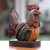Escultura de madera, 'Orgulloso gallo balinés' - Escultura de gallo de estilo vintage