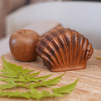 Wood puzzle box, 'Clam Shell' - Hand Carved Seashell Decorative Box