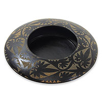 Decorative ceramic vase, 'Java Jungle' - Low Round Terracotta Decorative Vase
