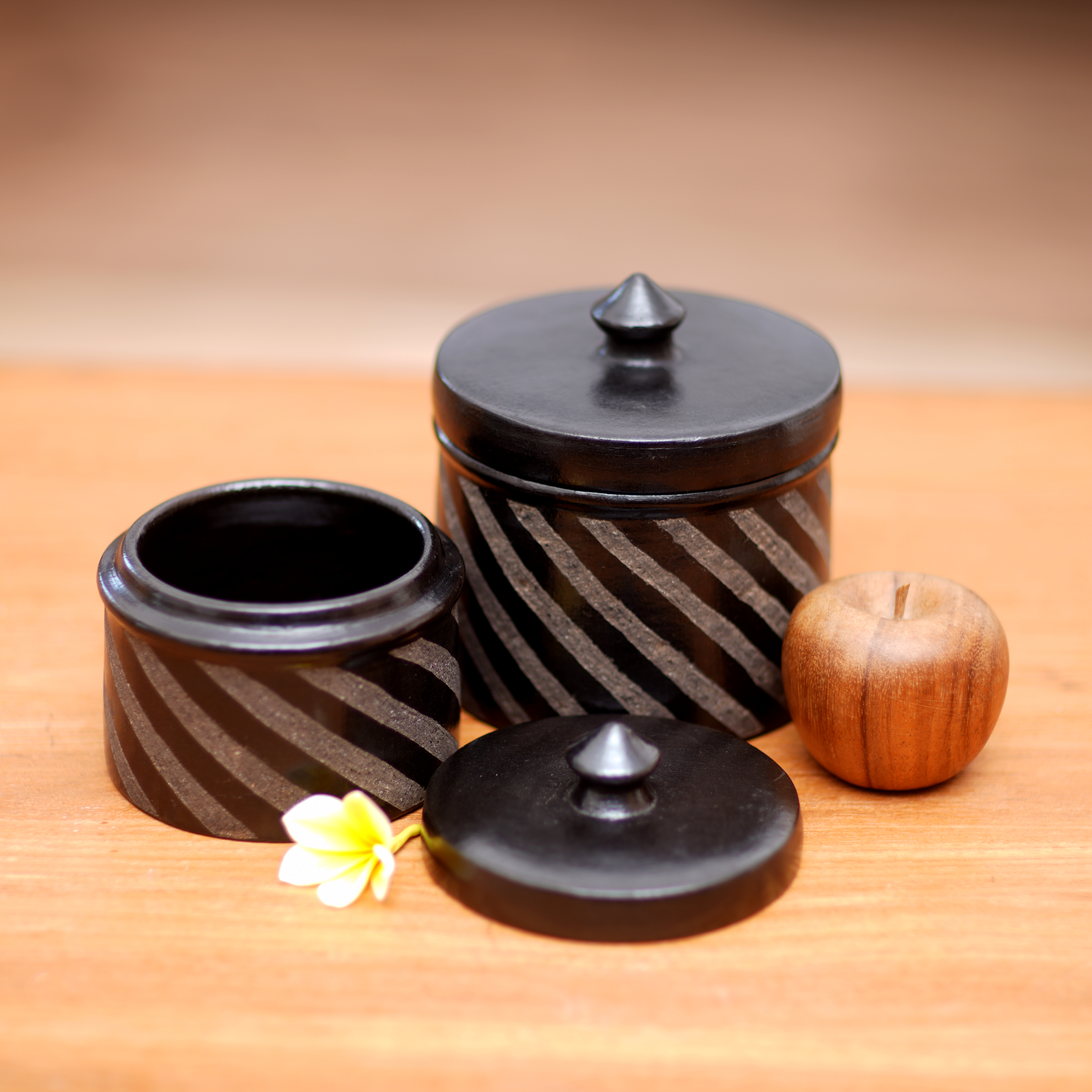 Jarras de cerámica, (par) - Tarros de Cerámica Negro Elaborados a Mano (Pareja)