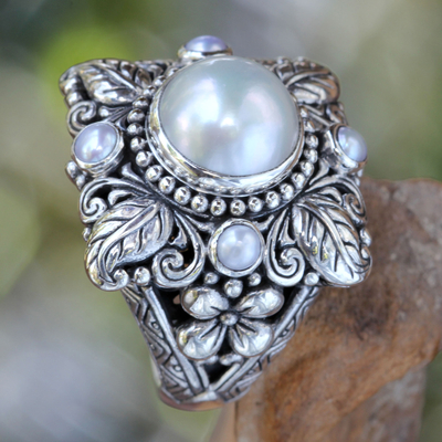 anillo flor perla cultivada - Perlas blancas plateadas en anillo de plata esterlina