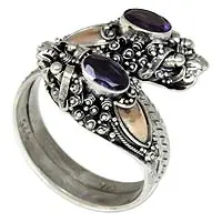 Wickelring mit Amethyst und Goldakzent, „Twin Dragon“ – Amethyst-Drachenring mit Goldakzent