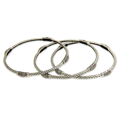 Sterling silver bangle bracelets, 'Gelgel Treasure' (set of 3) - Sterling Silver Bangle Bracelets (Set of 3)
