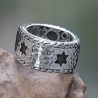 Men's sterling silver band ring, 'Star of David' - Handcrafted Balinese Hammered Sterling Silver Men's Ring