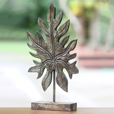 Gilt on wood sculpture, 'Silver Papaya Leaf' - Silver Gilt on Wood Vintage Style Leaf Sculpture from Bali