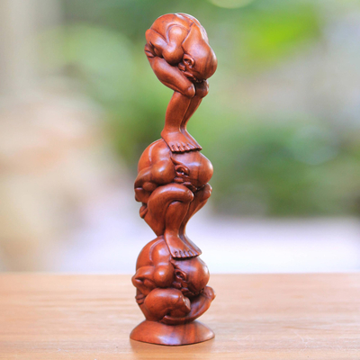 Wood statuette, 'Three Level Yogi' - Wood statuette
