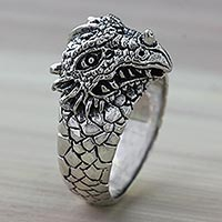 Men's sterling silver ring, 'Dragon Courage' - Animal Themed Sterling Silver Dragon Ring for Men