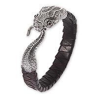 Sterling silver and leather braided bracelet, 'Baru Klinting'
