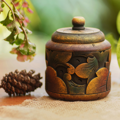 Caja de madera decorativa, 'Garden Treasure' - Caja floral tallada a mano en madera de caoba en Bali