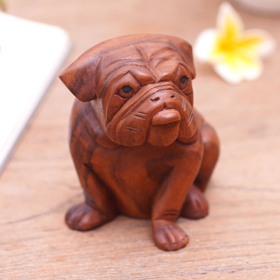 Holzskulptur - Handgeschnitzte Bulldoggen-Welpenskulptur aus Bali aus Holz