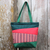 Umhängetasche aus Baumwolle, 'Merapi Green'. - Handgewebte Umhängetasche aus grün-roter Baumwolle mit Innentaschen