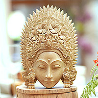 Máscara de madera, 'Janger Lady' - Máscara de baile balinesa Janger de madera natural tallada a mano