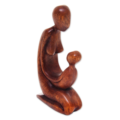 Holzskulptur - Handgeschnitzte Mutter-Kind-Skulptur aus Suar-Holz aus Bali