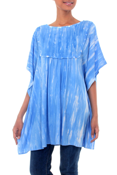 blue and white caftan